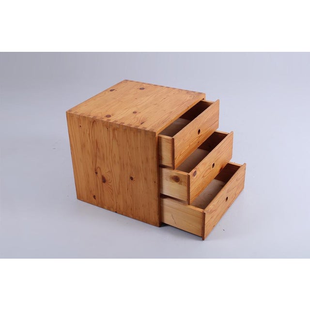 Square Record Cabinet in Pine by Ate Van Apeldoorn for Houtwerk Hattem, 1960s For Sale - Image 9 of 11