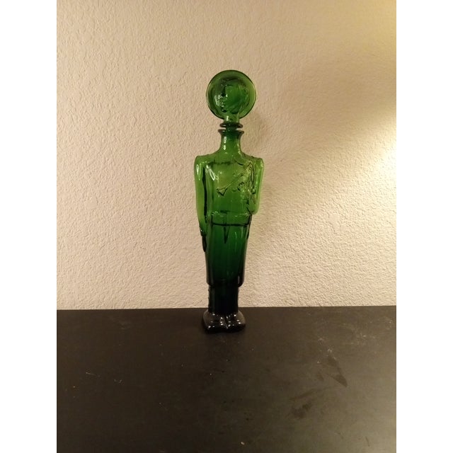 Vintage Green Empoli Bugle Boy Decanter With Stopper, Italy For Sale - Image 4 of 5