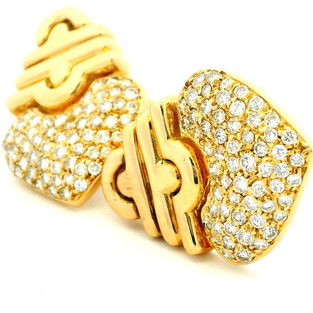 Vintage Italian 18k Gold Diamond Pavé Heart Omega Back Earrings, A Pair For Sale - Image 16 of 16