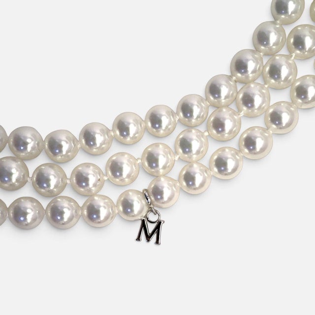 Gemstone Fine Mikimoto Pearl 6-8 Mm & 34 Diamond Necklace in 18 Karat White Gold For Sale - Image 7 of 8