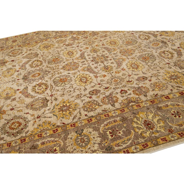 2010s Handmade Paki Peshawar Wool Rug in Beige With Floral Design For Sale - Image 5 of 10