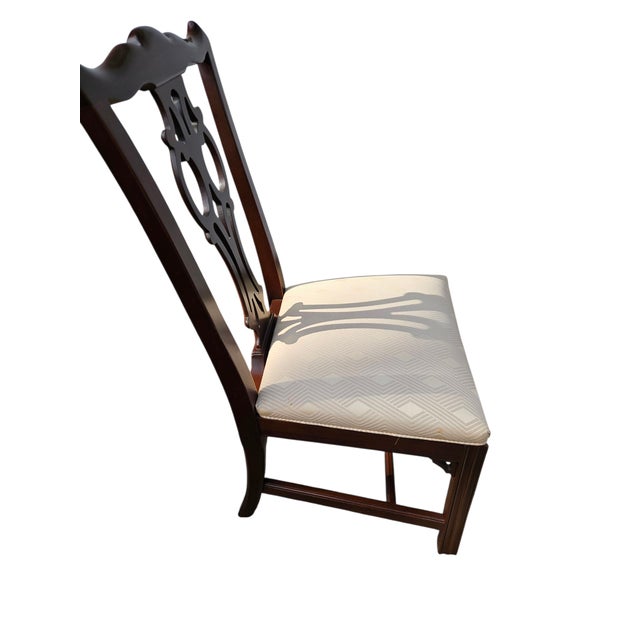 Brown 1980s Ethan Allen Georgian Court Dining Room Chairs Chippendale Sheild Back For Sale - Image 8 of 12