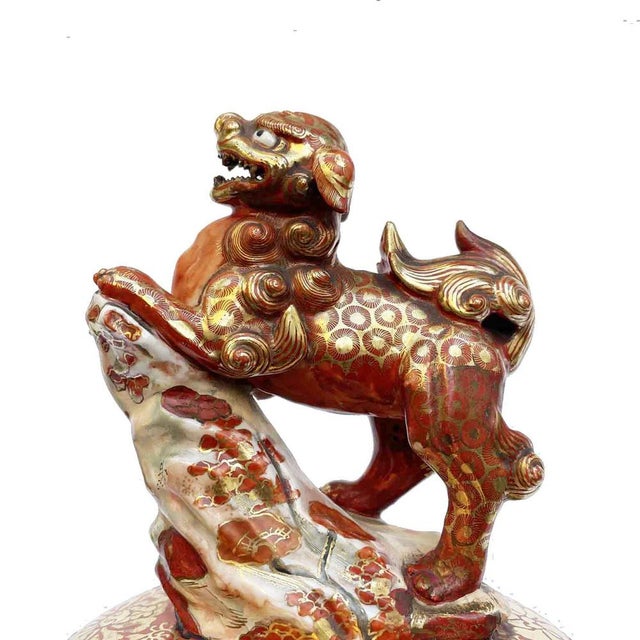 Large Meiji Kutani Porcelain Vase, Late 1800s For Sale - Image 5 of 12