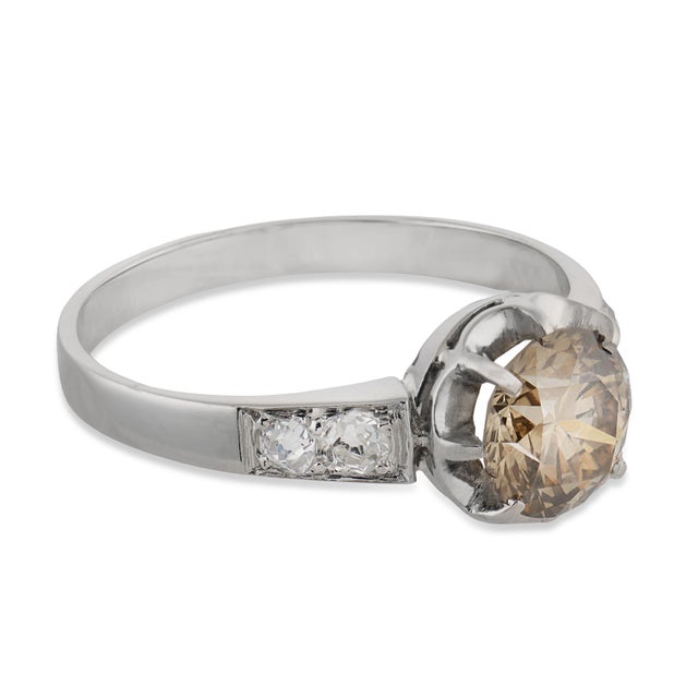 1930s French Art Deco 1.31 Carat Fancy Brown Diamond Platinum Engagement Ring, Size 7.75 For Sale - Image 4 of 6