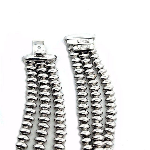 Chiampesan Diamond 18k Gold Necklace White Triple Row Collar Style For Sale In Miami - Image 6 of 6