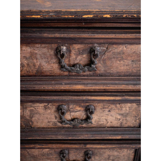 17th Century Emilian Chest of Drawers, Italy For Sale In New York - Image 6 of 14