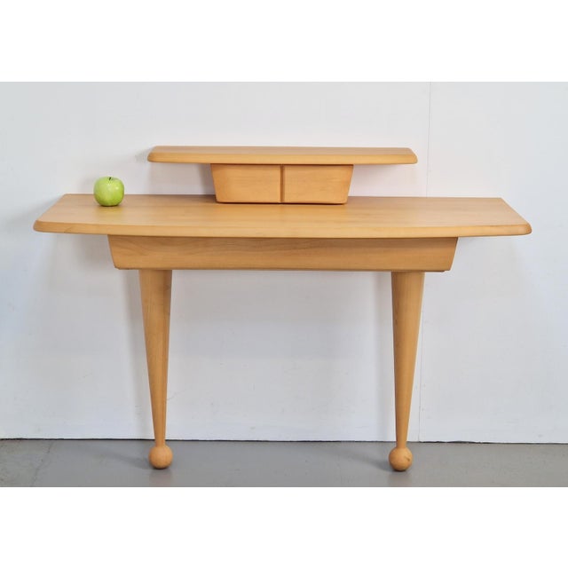 Italian modern side table hall table makeup table Italy ’90 Japandi This sleek hall table is very similar to the designs...