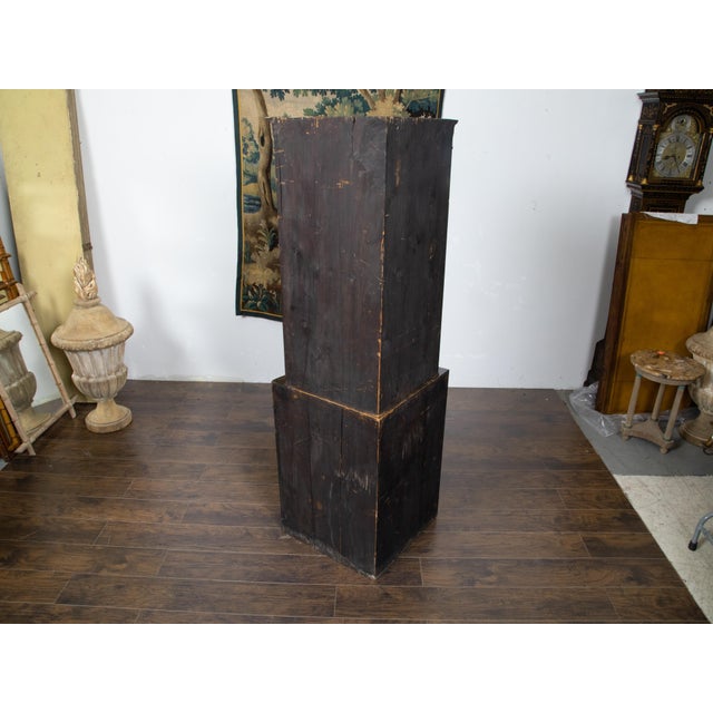Gold English 19th Century Black and Gold Lacquered Chinoiserie Corner Cabinet For Sale - Image 8 of 12