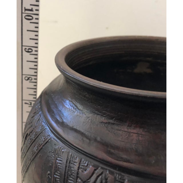 Japanese Bronze Vase Antique Chinese Asian Cicada Pattern 9 Inch Large For Sale In Los Angeles - Image 6 of 9
