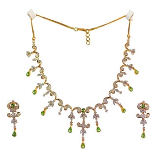 Certified Natural 11cts Natural vs G Diamond Tsavorite Green Garnet 18k Solid Gold Necklace Earrings Set For Sale