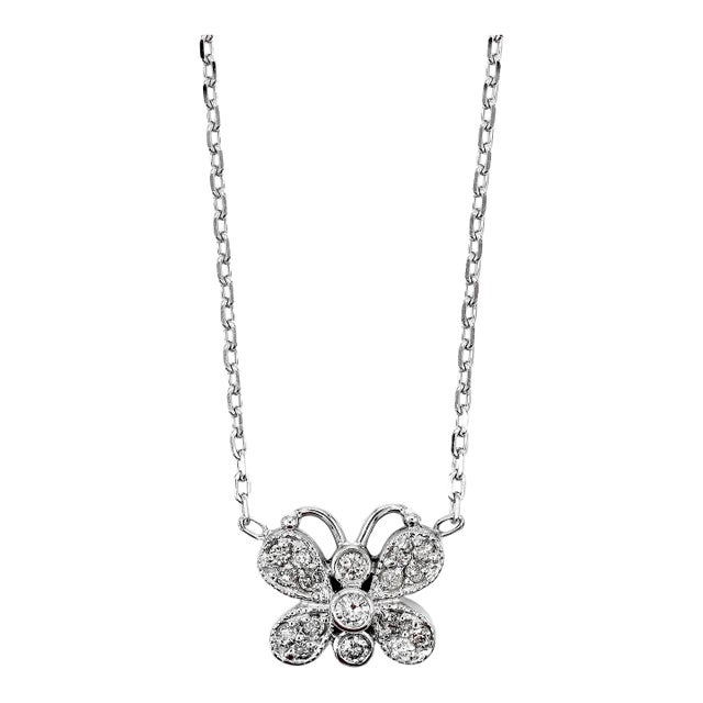 14k(585) White Gold Natural Diamond Butterfly Pendant Necklace With Chain For Sale