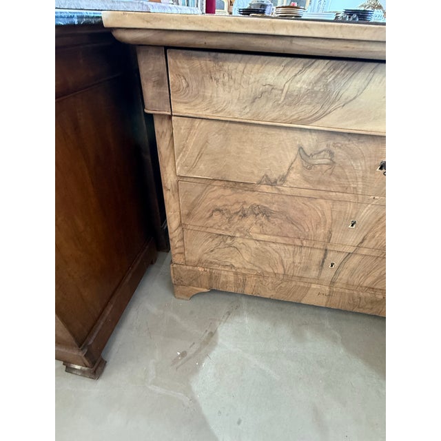 19th Century French Louis Philippe Burl Walnut Bleached Chest of Drawer / Commode For Sale - Image 9 of 12