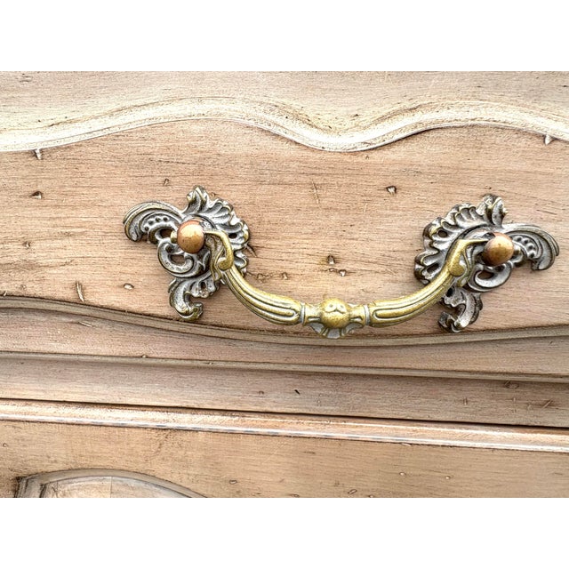 Light Gray Mid 20th Century Vintage French Country Chest of Drawers For Sale - Image 8 of 12