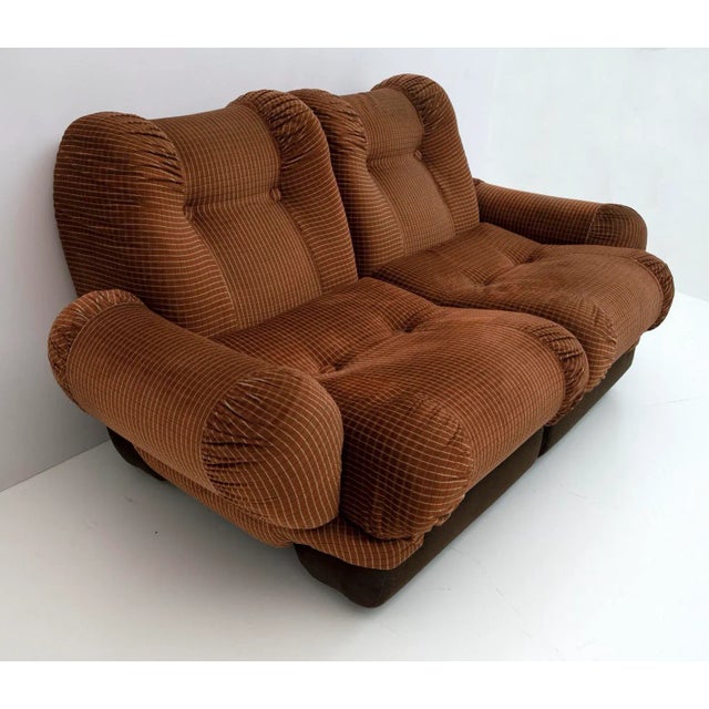 Set of Space Age Modular Sofa in Velvet, Italy, 1970s For Sale - Image 3 of 9