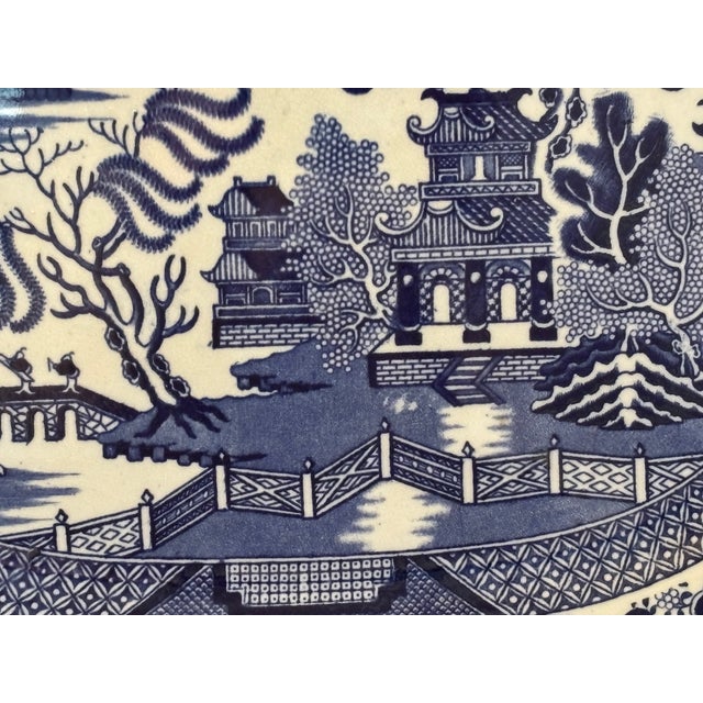 Blue Early 20th Century Blue Willow Platter From Allertons of England For Sale - Image 8 of 17