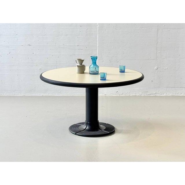 Clear in form, functional in expression, and designed with timeless restraint – this round table, designed by Gerd Lange...