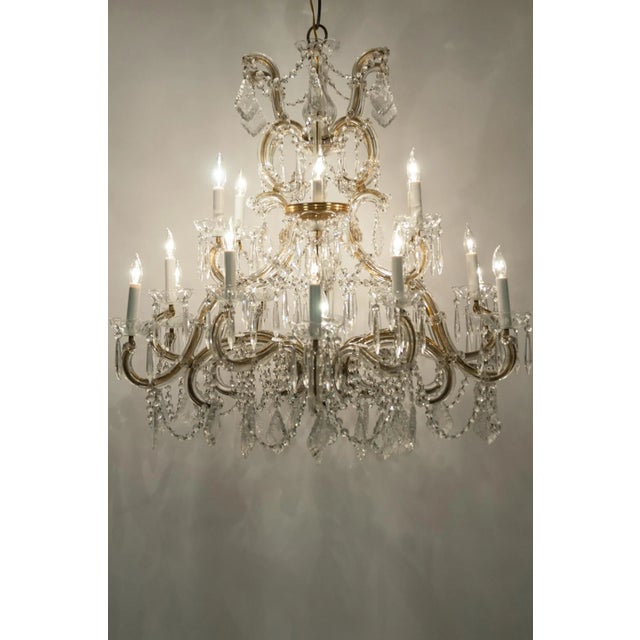Late 19th Century Cut Crystal 18-Light Hanging Chandelier For Sale In New York - Image 6 of 13