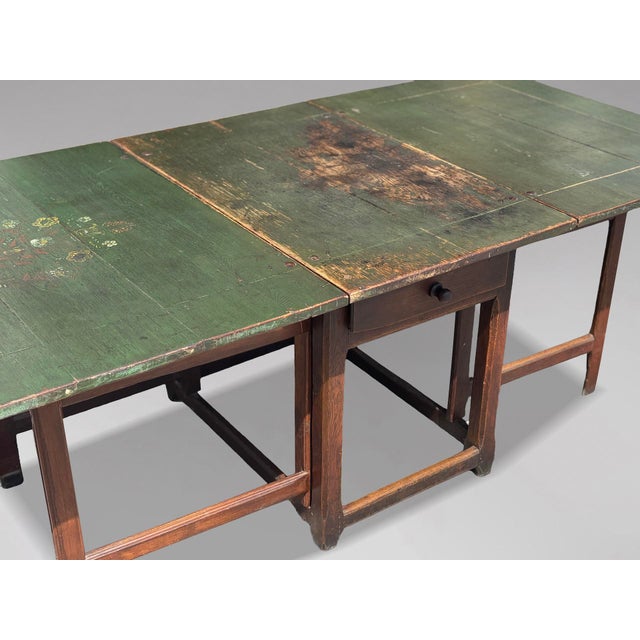Green 19th Century Swedish Green Painted Drop-Leaf Dining Table, 1820 For Sale - Image 8 of 15