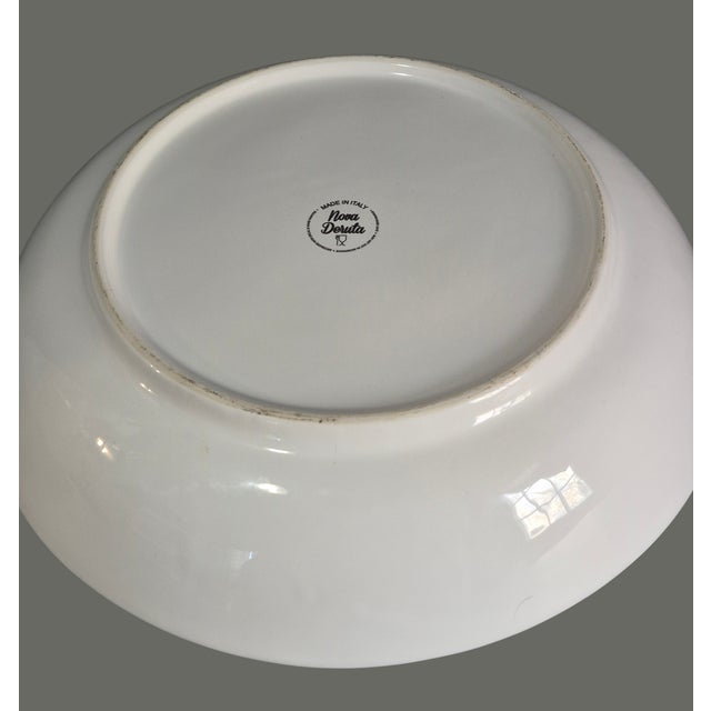 Vintage Italian Painted Nova Deruta Pottery Serving Bowl For Sale - Image 6 of 7