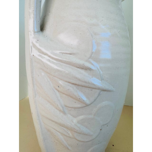 1930s McCoy Tall Sand Dollar Vase in White For Sale - Image 5 of 11