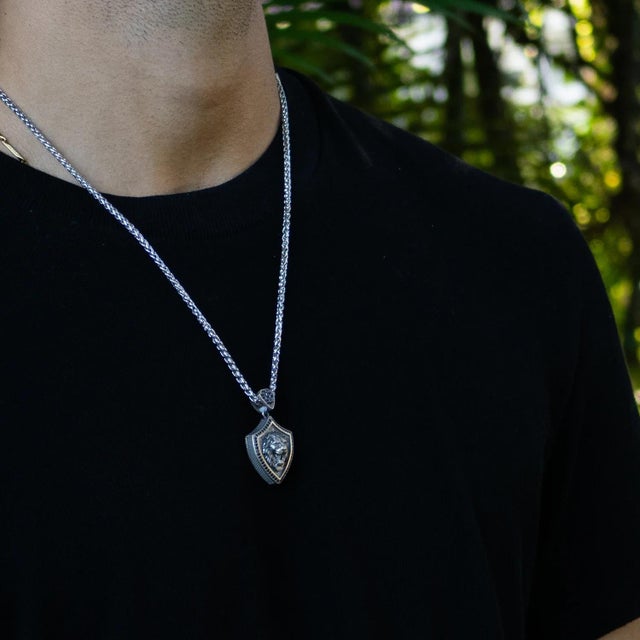 Lionheart Shield Men’s Sterling Silver Necklace For Sale In Miami - Image 6 of 11