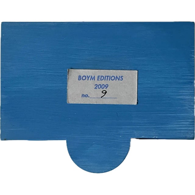 2009 Boym Partners Inc. Contemporary Hand-Cast Blue Resin Obama White House Presidential Souvenir For Sale - Image 12 of 18