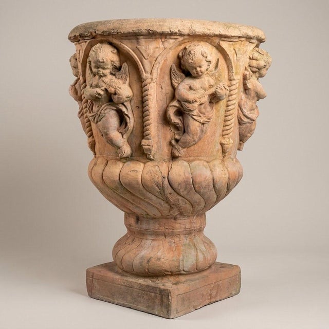 Large Garden Basin with Musical Putti Italian Renaissance Inspiration, 1950s For Sale - Image 15 of 15