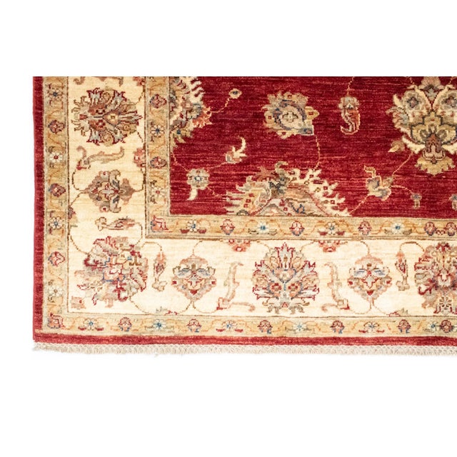 Middle Eastern Rug in Wool For Sale - Image 5 of 11