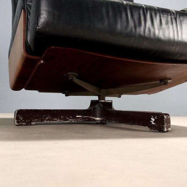 401 Armchair attributed to Menilio Taro for Cinova For Sale - Image 6 of 12