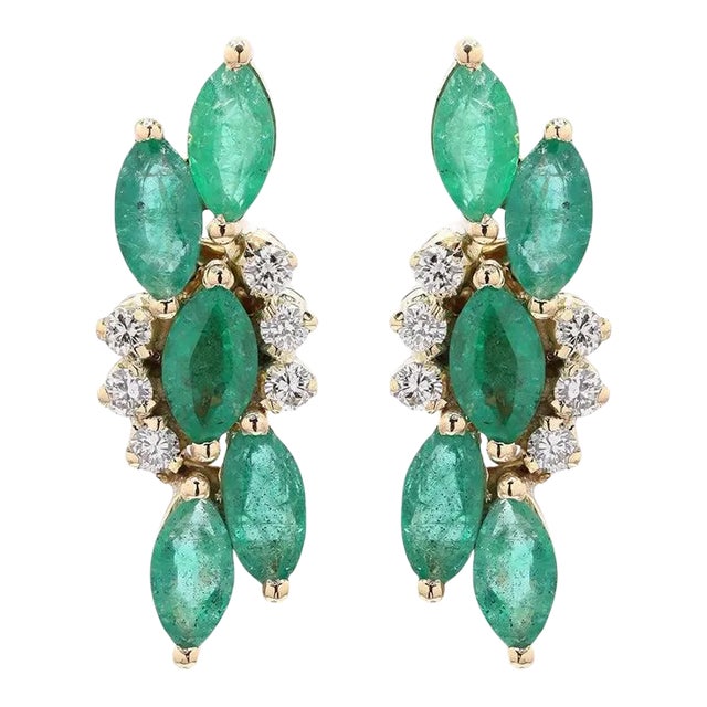 3.5Ct Emerald and Diamond Vintage Stud Earrings in 18k Yellow Gold- 2 Pieces For Sale