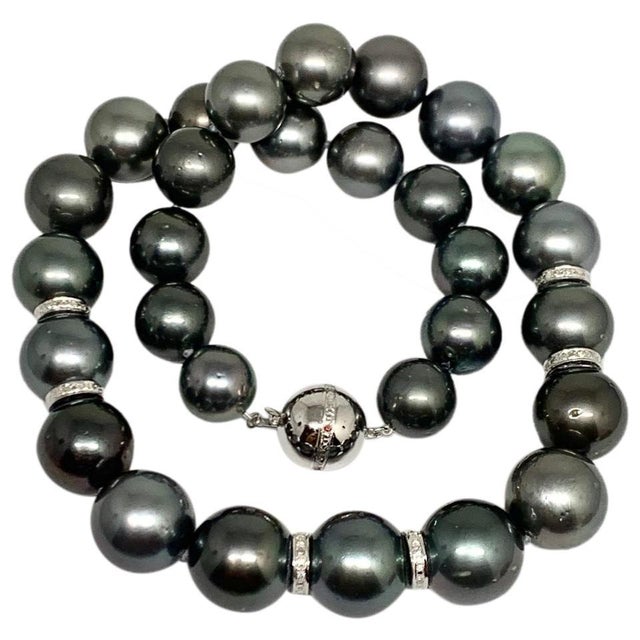Diamond Tahitian Pearl Necklace 14 Karat Gold Certified For Sale In New York - Image 6 of 10