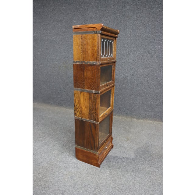Rare Quarter Size Stacking Bookcase Attributed to Globe Wernicke in Quarter Sawn Oak For Sale - Image 10 of 10