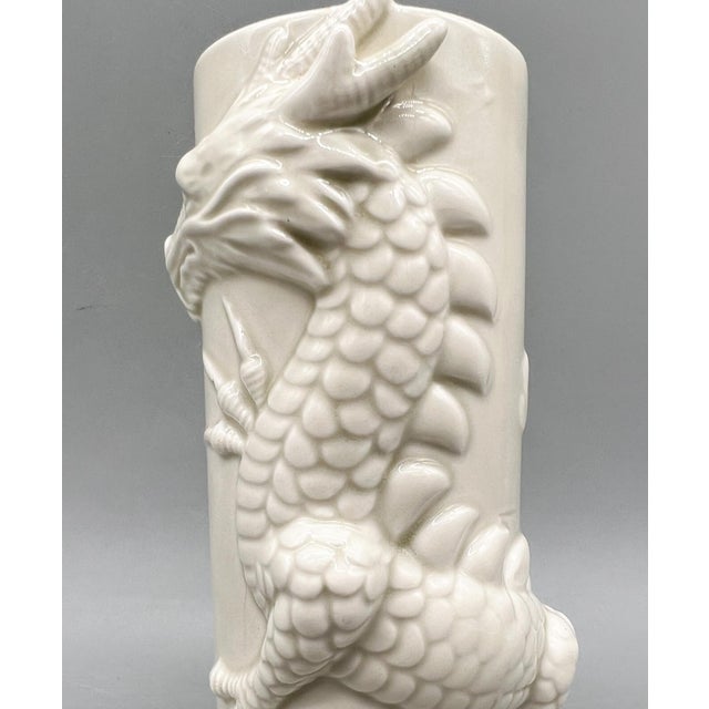 1970s Fitz & Floyd Blanc De Chine Ceramic Dragon Vase – Asian Style High Relief Cylinder For Sale - Image 9 of 11