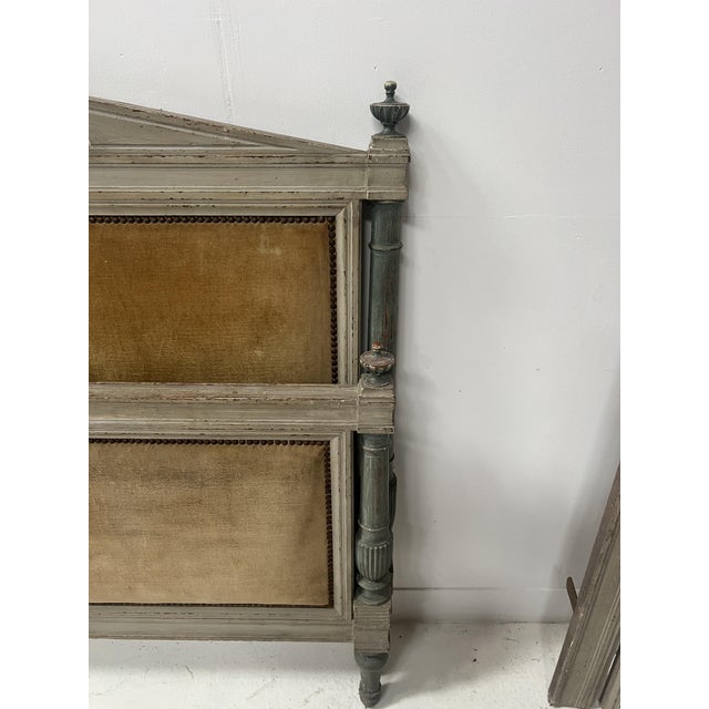 20th Century Directoire-Style Beds in Painted Beechwood, Set of 2 For Sale - Image 12 of 14