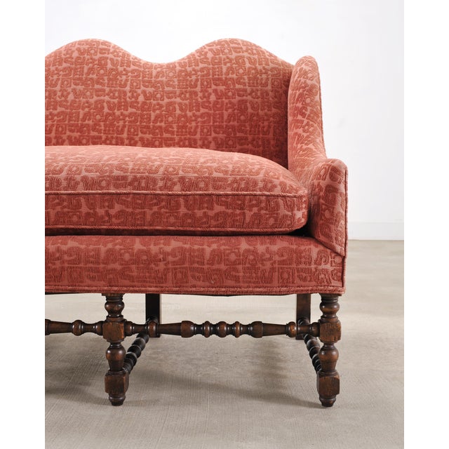 English William and Mary Baroque Style Camel Hump Back Settee For Sale - Image 10 of 18