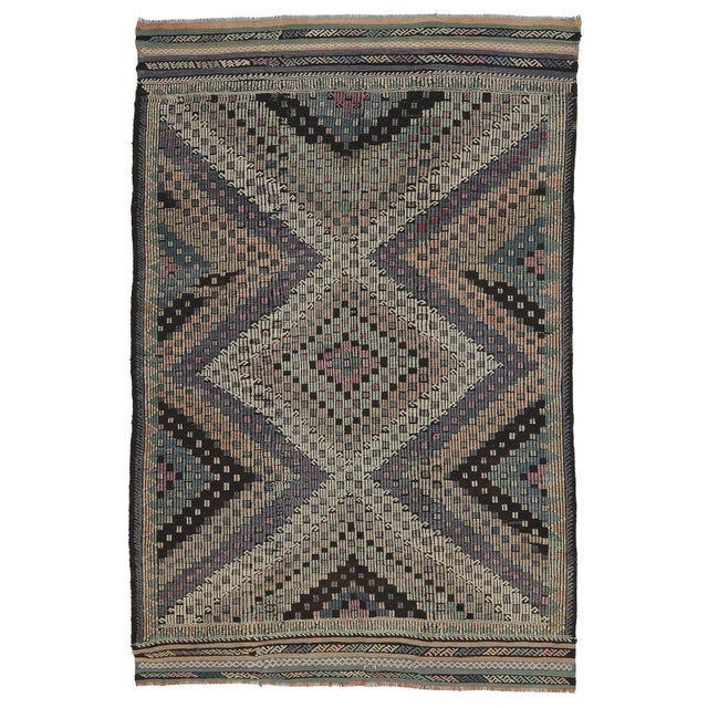 Textile Mid 20th Century Vintage Embroidered Turkish Kilim Rug For Sale - Image 7 of 7
