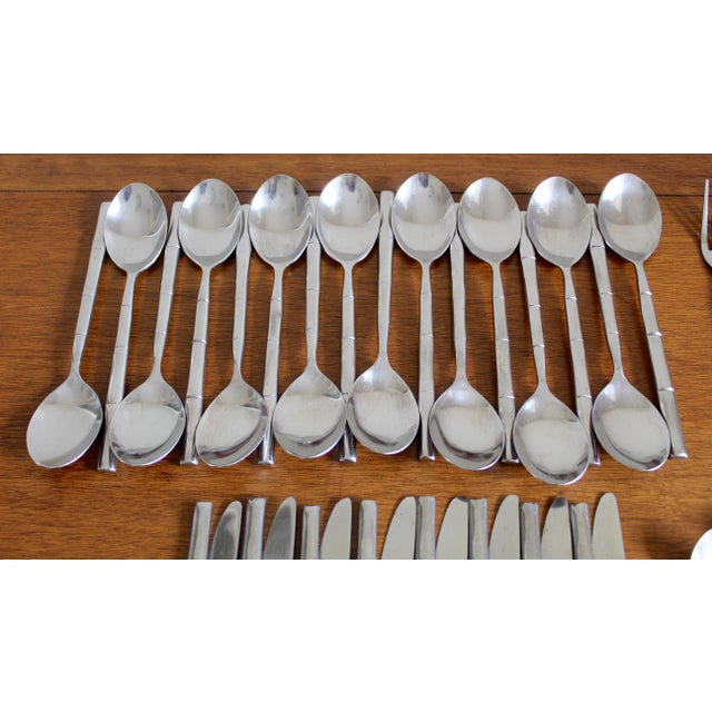 Vintage 1980s Stanley Roberts "Tiburon" Faux Bamboo Stainless Steel Flatware Set – 60 Pieces | Hollywood Regency Chinoiserie For Sale - Image 11 of 14