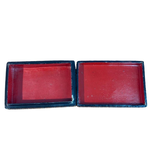 Late Qing/Republic Period Black and Red Chinese Cinnabar Box For Sale - Image 4 of 11