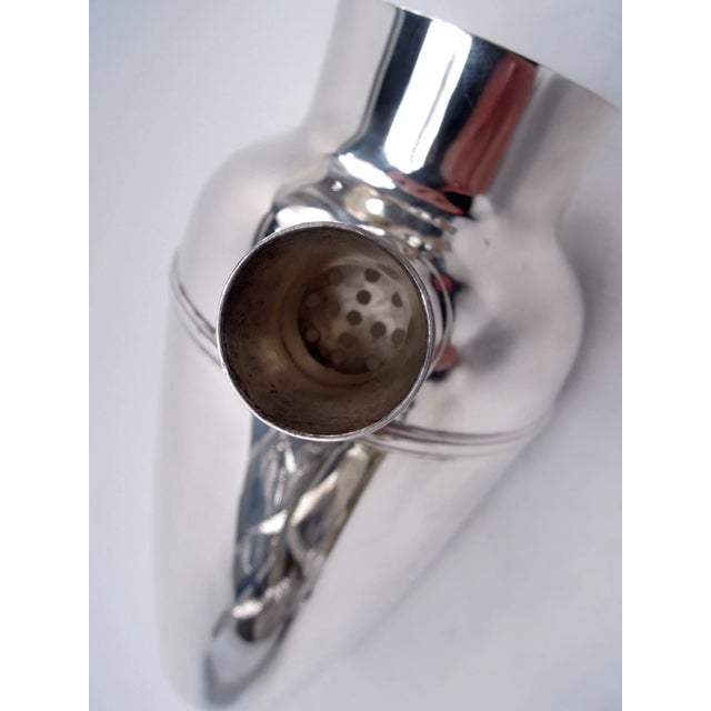 1920s Tiffany Shaker 20040 Art Deco Cocktail Martini Barware American Sterling Silver For Sale - Image 9 of 11