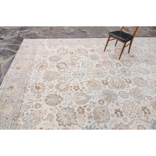 1940s Vintage Large Allover Botanical Beige Cream Blue Hand-Knotted Rug - 9’6” X 13’1” For Sale In Los Angeles - Image 6 of 10