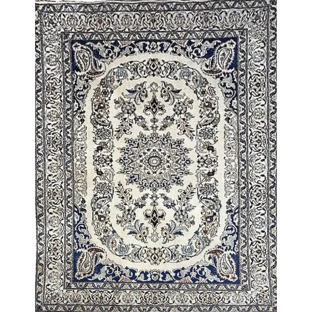 Middle Eastern Hand-Knotted Rug with Silk For Sale - Image 6 of 6