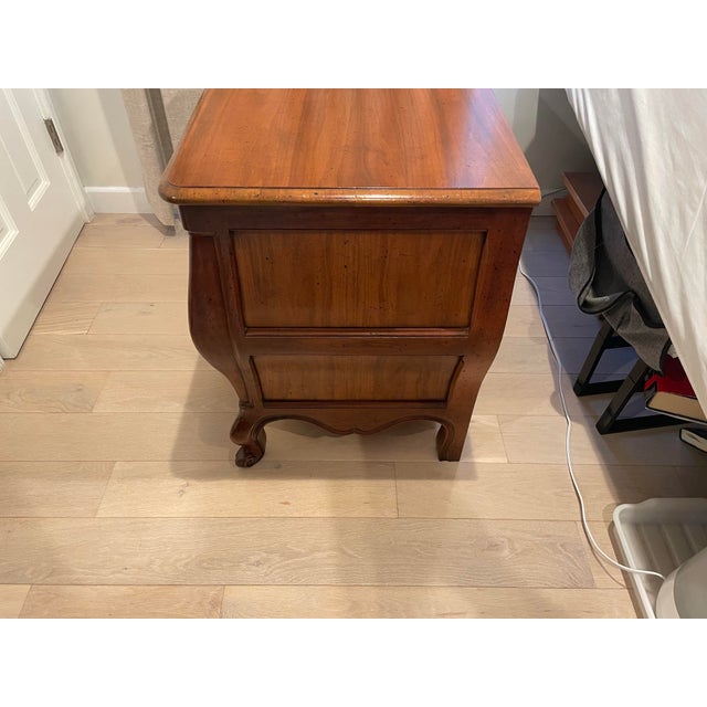Baker Furniture Company 1980s Milling Road by Baker Furniture French Provincial Louis XV Bombe For Sale - Image 4 of 9