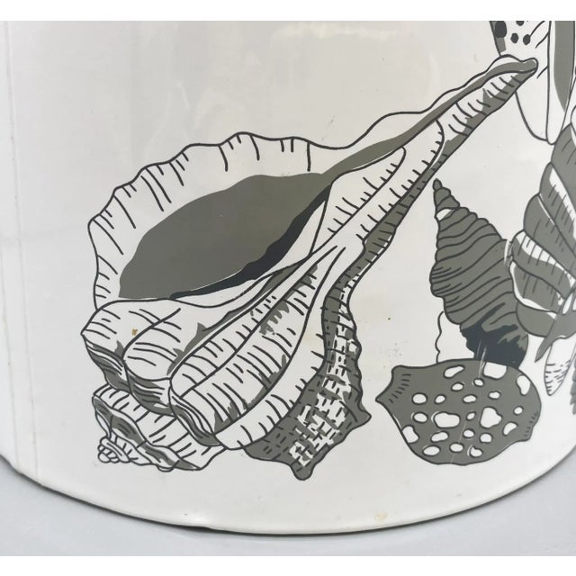 Vintage White and Gray Shell Ice Bucket – Coastal Barware With Lucite Handle For Sale - Image 9 of 13