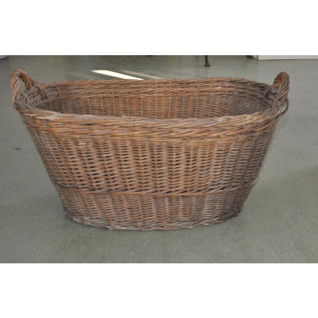 Rustic wood basket, circa 1940s This item is a vintage laundry basket. You can use it for decorating your country chic...