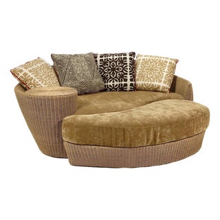 Vladamir Kagan "Dune" Chaise/Daybed by Barlow Tyrie For Sale