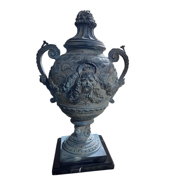 1980s 1980s Continental Neoclassical Figured Bronze Urn With Marble Base For Sale - Image 5 of 9