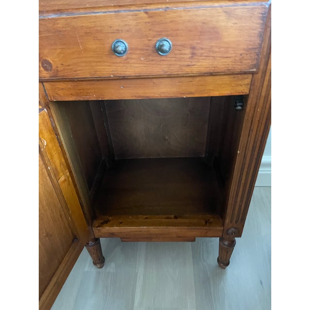 Traditional 1990s Vintage Walnut Nightstand For Sale - Image 3 of 12