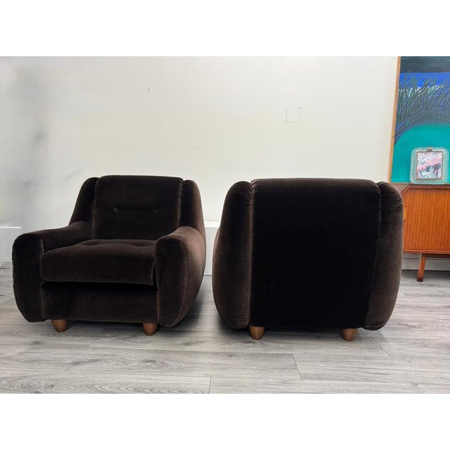 Vintage Italian Lounge Chairs in Chocolate Brown Velvet, 1970s, Set of 2 For Sale - Image 4 of 10