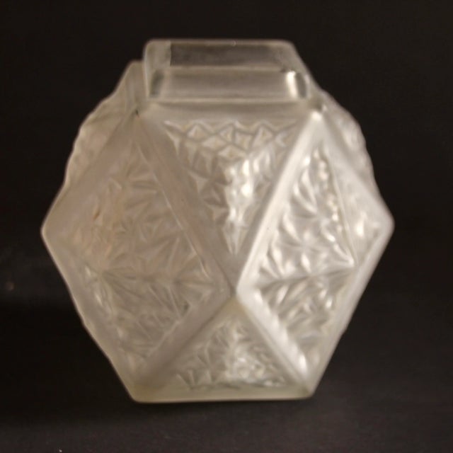 Small French Art Deco Vase, 1930s For Sale - Image 4 of 7