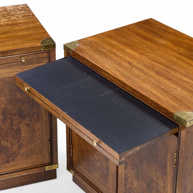 Hickory Manufacturing Mid Century Burlwood and Brass Nightstands - Pair For Sale - Image 10 of 12